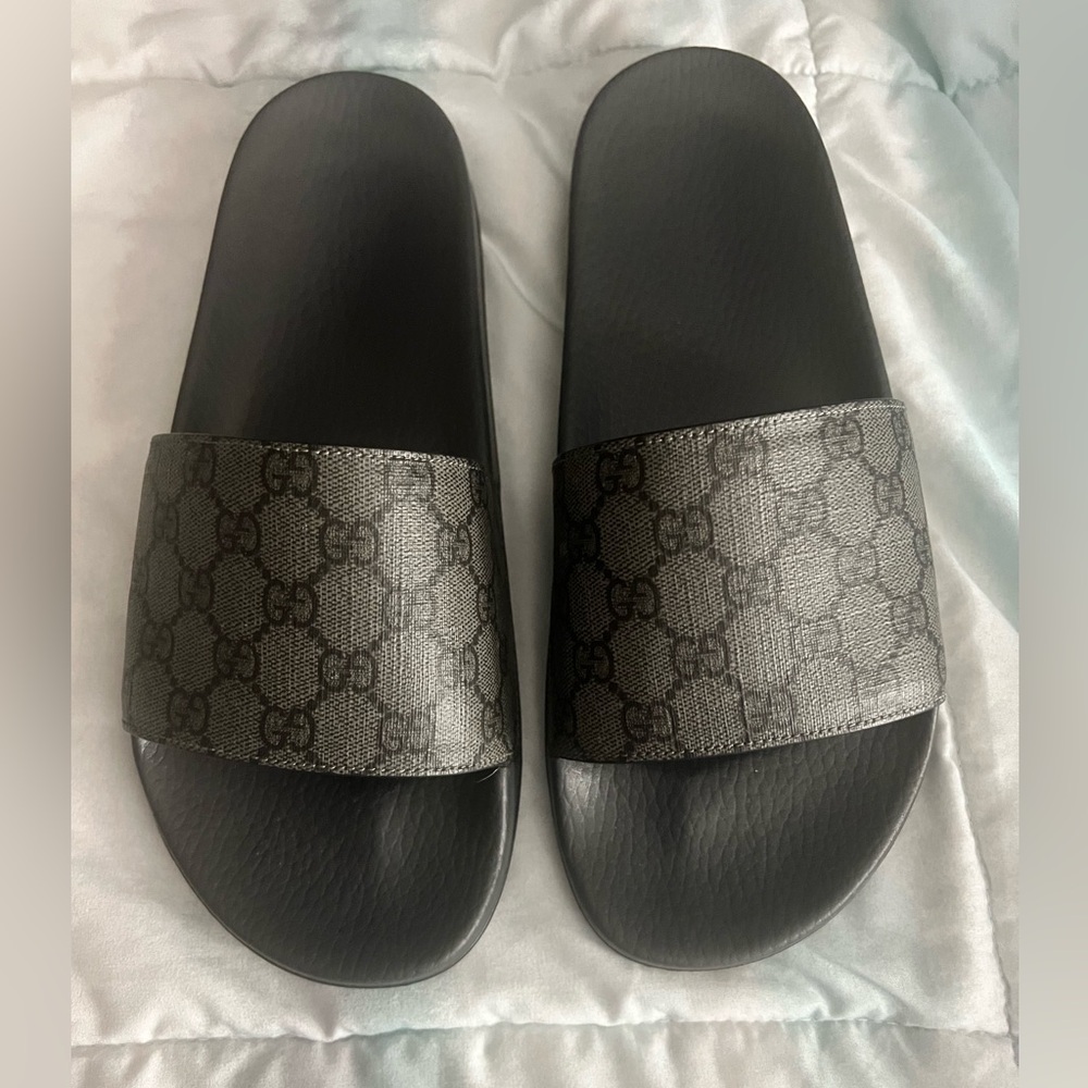 Gucci GG Supreme Canvas Slide Sandals Size 12